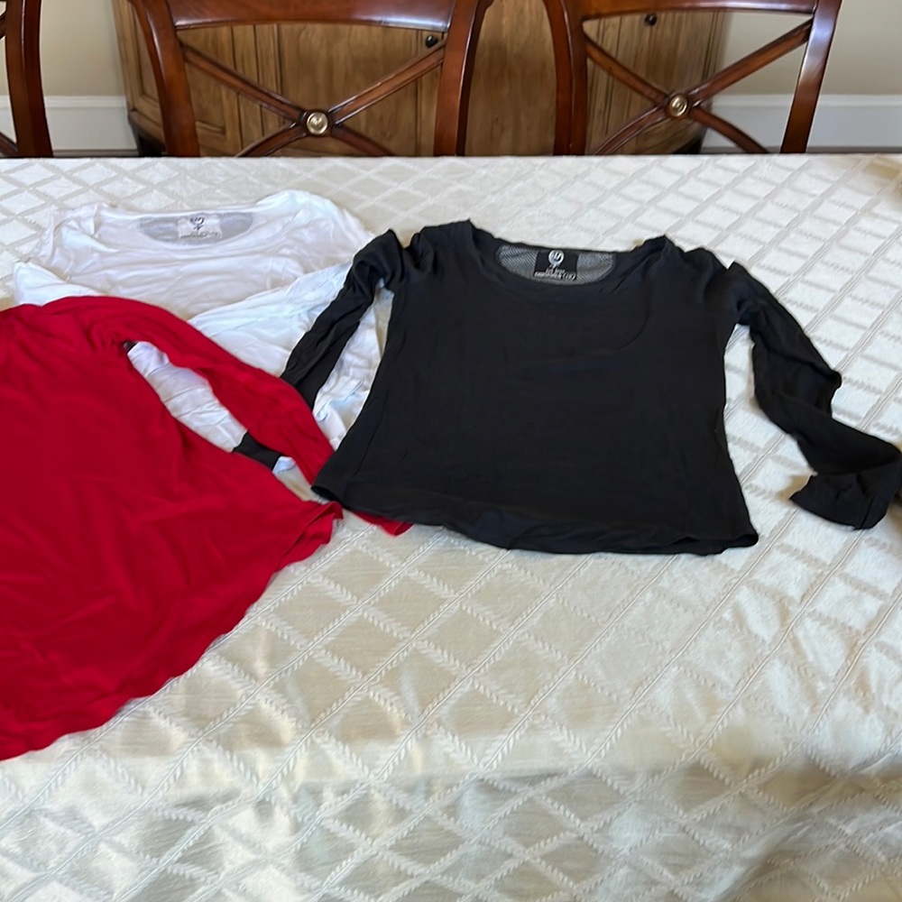 Long sleeve t-shirts